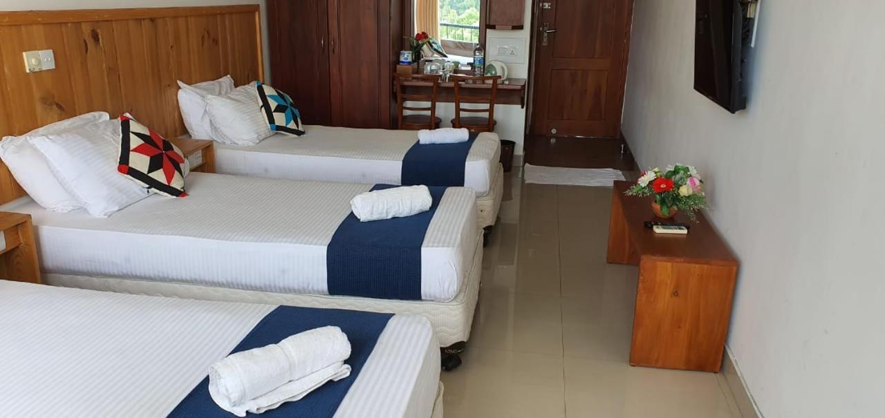 Sky View Grand Hotell Kandy Exteriör bild