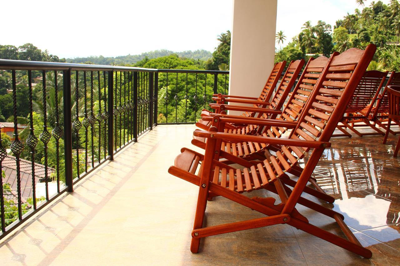 Sky View Grand Hotell Kandy Exteriör bild