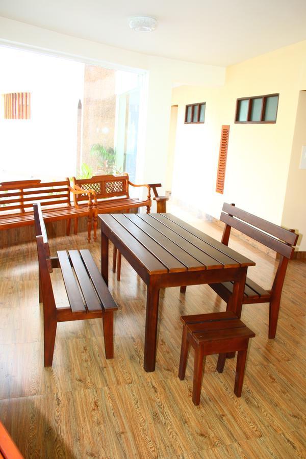 Sky View Grand Hotell Kandy Exteriör bild
