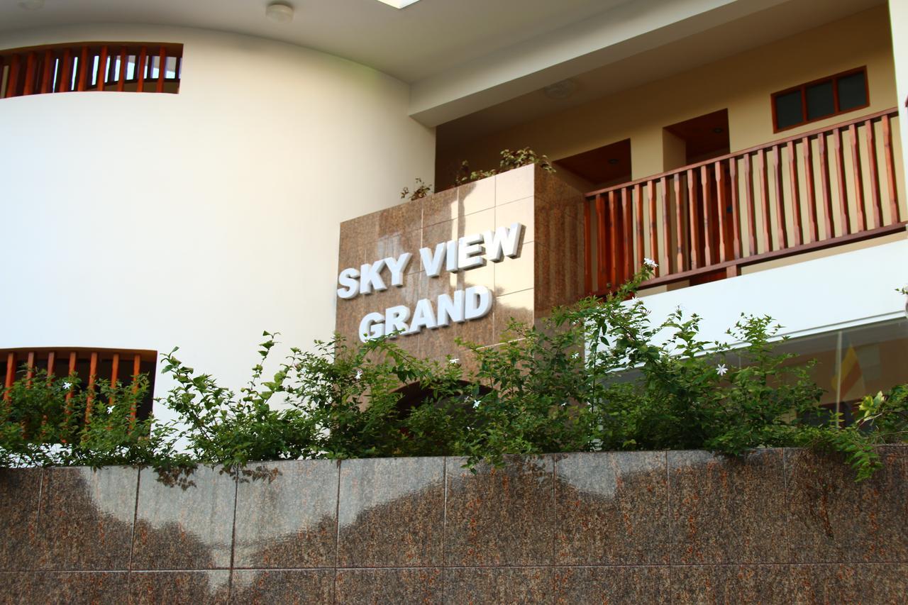 Sky View Grand Hotell Kandy Exteriör bild